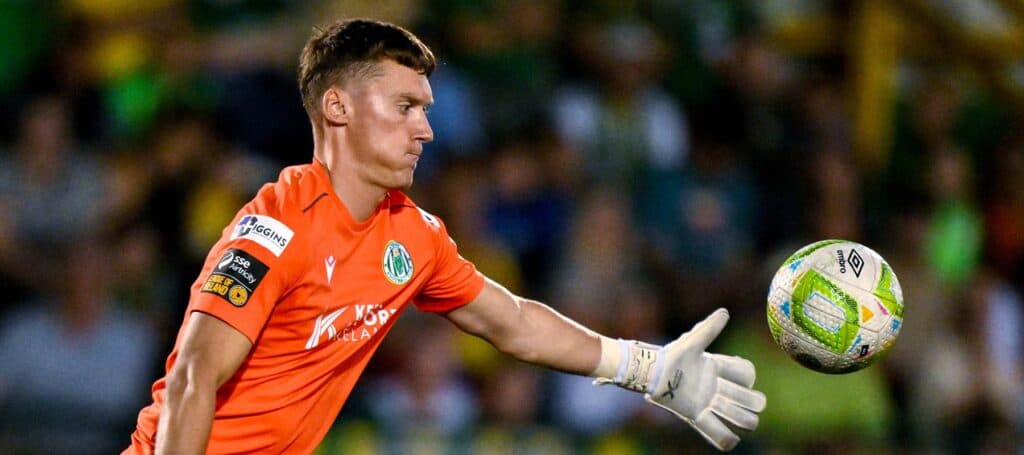 Goalkeeper Matthew Connor signs new contract with Kerry FC